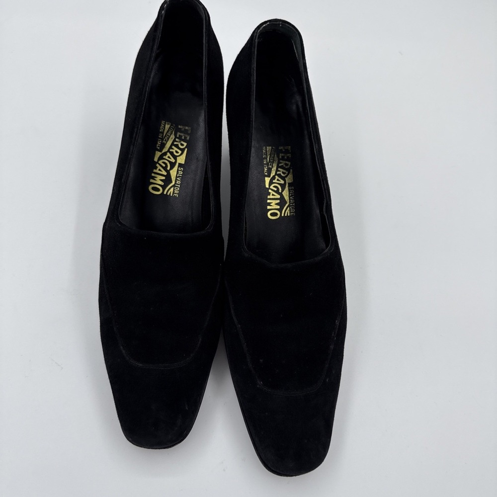 Salvatore Ferragamo Women's Vintage Black Suede Pumps Heels Sz 9.5 70's 80's